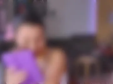 AmyBelmontt – webcam model profile photo Image 4