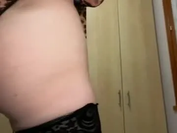 CassieGil – webcam model profile photo Image 8