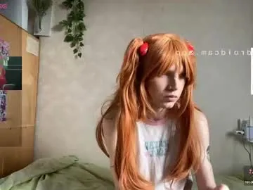 LauraFord – webcam model profile photo Image 7