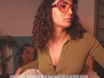 alanna_Micheles – webcam model profile photo Image 3