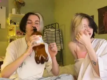 JenCampbell – webcam model profile photo Image 15