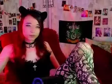 SophiMariin – webcam model profile photo Image 14