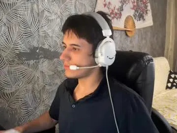 Alyssa_Noah – webcam model profile photo Image 12