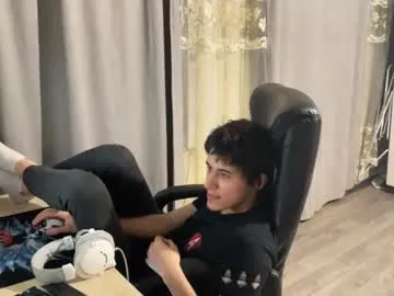 Alyssa_Noah – webcam model profile photo Image 17