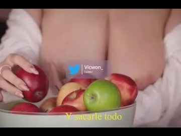 SkyLumen – webcam model profile photo Image 4