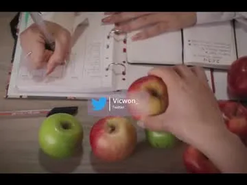 SkyLumen – webcam model profile photo Image 8