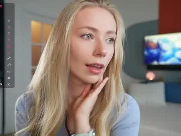 CassieGil – webcam model profile photo Image 3