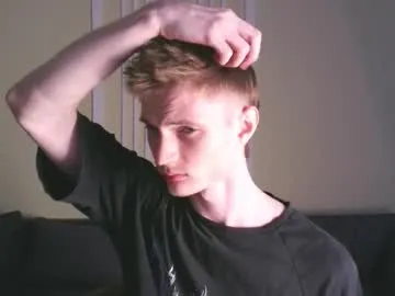 Alikams – webcam model profile photo Image 16