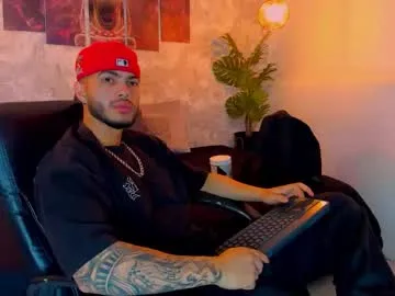 EmiRoseth – webcam model profile photo Image 12