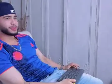 EmiRoseth – webcam model profile photo Image 3