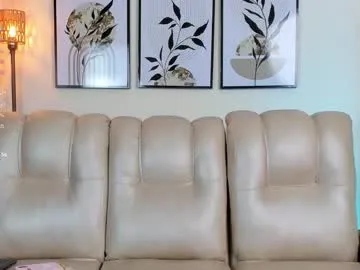 novi_rosse – webcam model profile photo Image 2