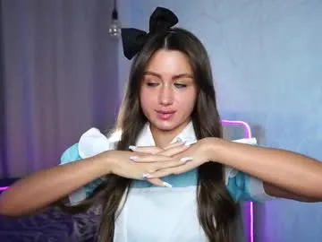 CassieGil – webcam model profile photo Image 7