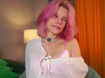 CassieGil – webcam model profile photo Image 4