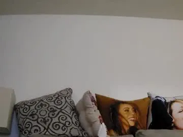 CassieGil – webcam model profile photo Image 8