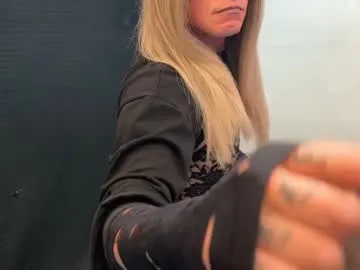 Suky_Duff – webcam model profile photo Image 6