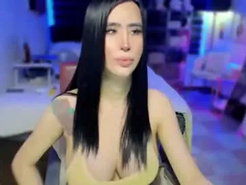 CassieGil – webcam model profile photo Image 15