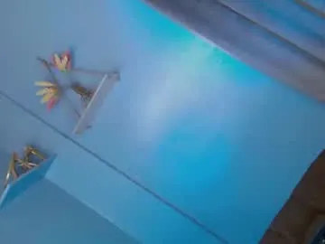 SashaShin – webcam model profile photo Image 7