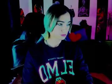 Noya – webcam model profile photo Image 11