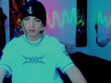 Noya – webcam model profile photo Image 15