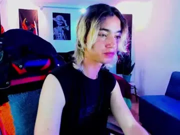 Noya – webcam model profile photo Image 3