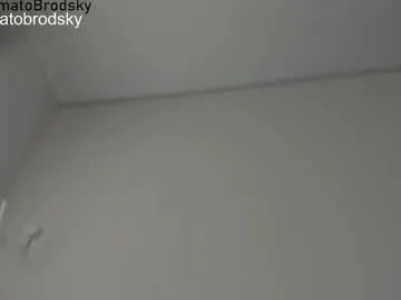 JadeMartinelli – webcam model profile photo Image 4