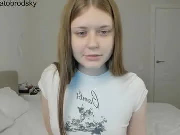 JadeMartinelli – webcam model profile photo Image 7