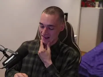 Akiravega – webcam model profile photo Image 13