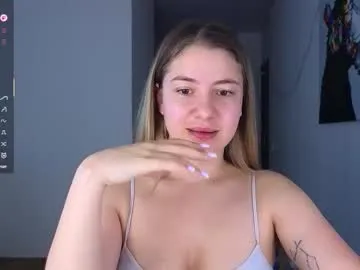 oxo_yuna_oxo – webcam model profile photo Image 18