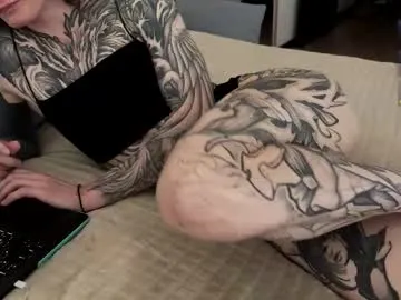 Chloe_Sins – webcam model profile photo Image 19