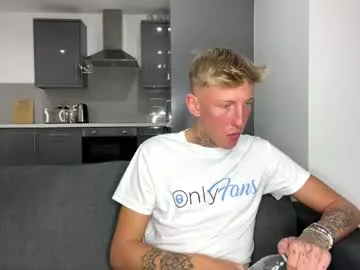 Emmy_Foxx – webcam model profile photo Image 3