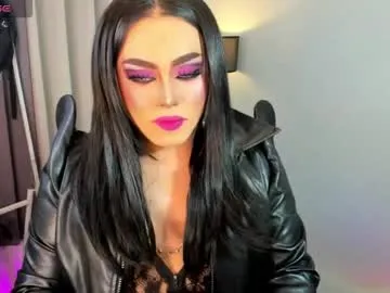 LiaSinclair – webcam model profile photo Image 15