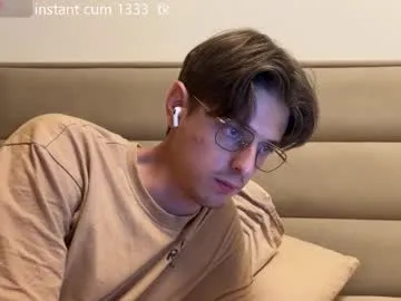 SofieLee – webcam model profile photo Image 19