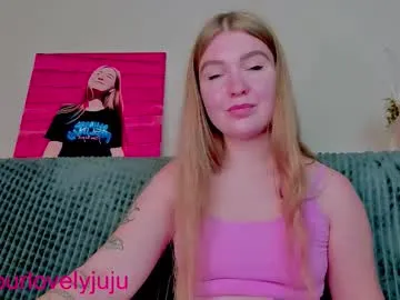 AmyBelmontt – webcam model profile photo Image 17