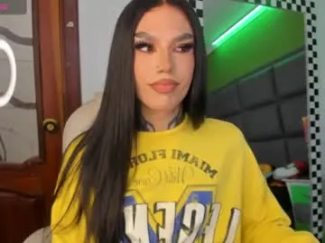 xxxhentaition – webcam model profile photo Image 2