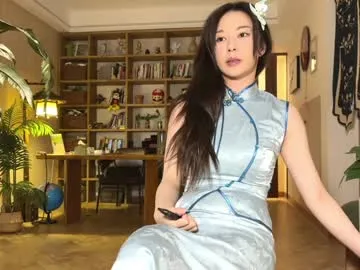 AylaRosell – webcam model profile photo Image 7