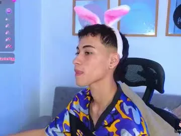 YaraDavis – webcam model profile photo Image 14