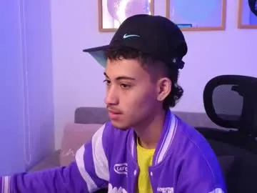 YaraDavis – webcam model profile photo Image 7