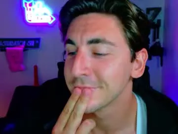 JuliaQuinn – webcam model profile photo Image 6