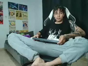 SkyLumen – webcam model profile photo Image 11