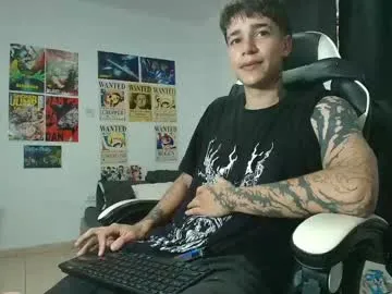 SkyLumen – webcam model profile photo Image 16