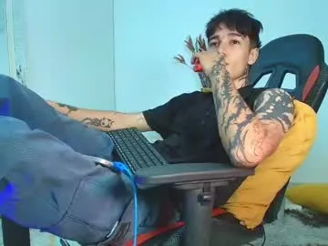 SkyLumen – webcam model profile photo Image 2