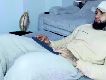 sora_to – webcam model profile photo Image 17