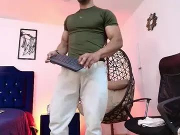 Juhone – webcam model profile photo Image 19