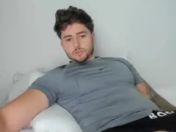 MrsKitten – webcam model profile photo Image 2