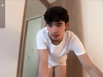 YaraDavis – webcam model profile photo Image 10