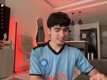 YaraDavis – webcam model profile photo Image 8