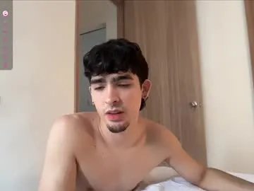 YaraDavis – webcam model profile photo Image 9