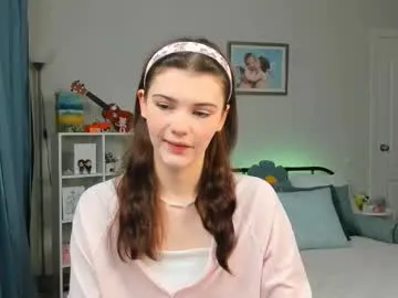 CassieGil – webcam model profile photo Image 3