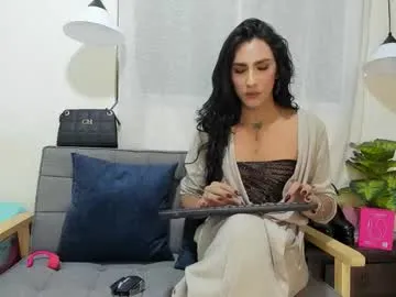 bellecollins – webcam model profile photo Image 18