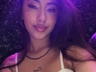 SeleneHart – webcam model profile photo Image 3